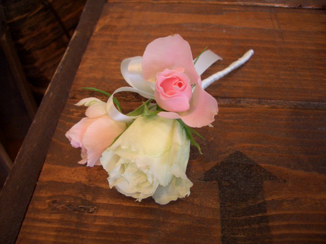 boutonniere03.png